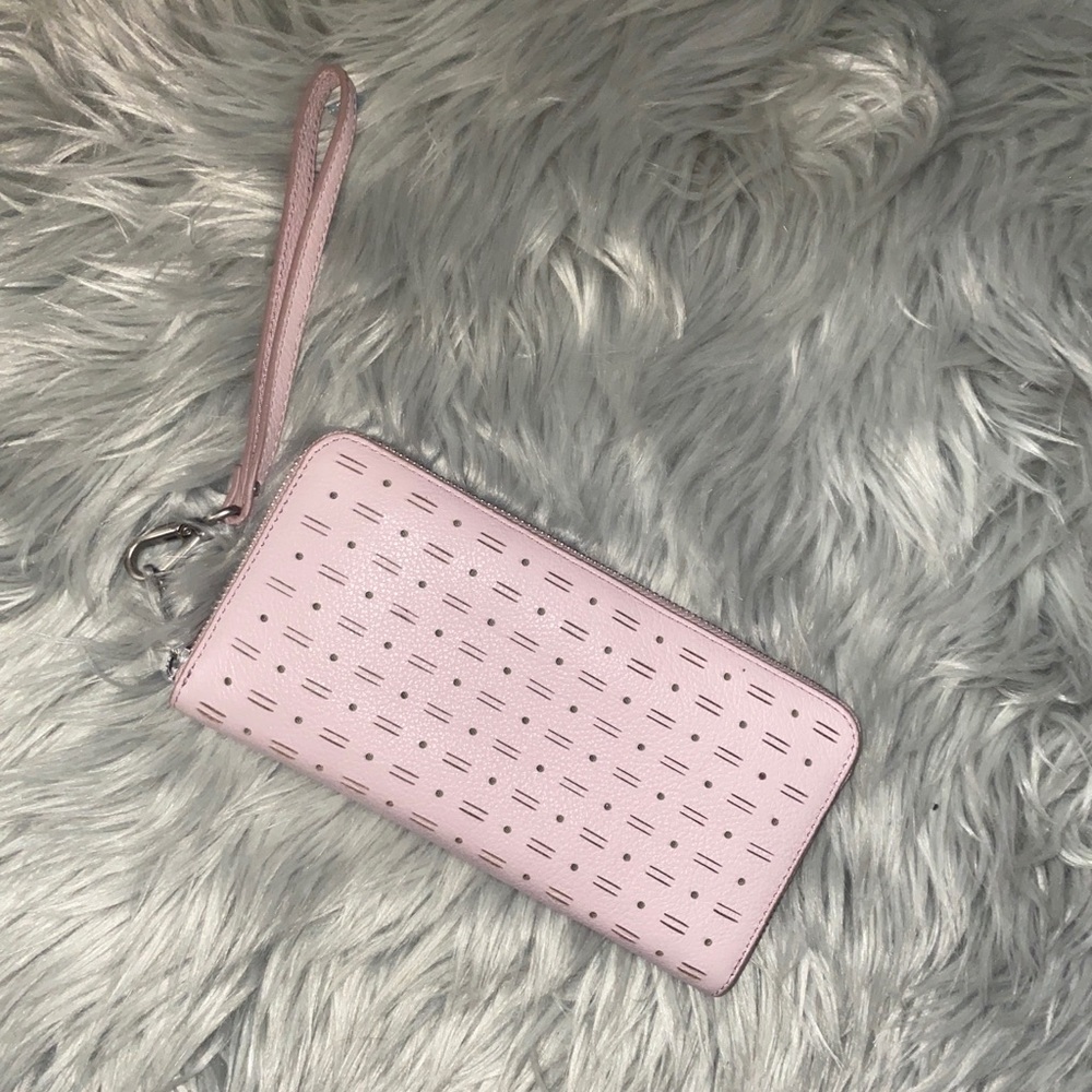 Fossil wallet